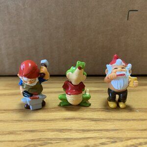 Vintage Kinder Surprise Figure Lot – Crazy Crocos, Bathroom Dwarves, Guild of Dw